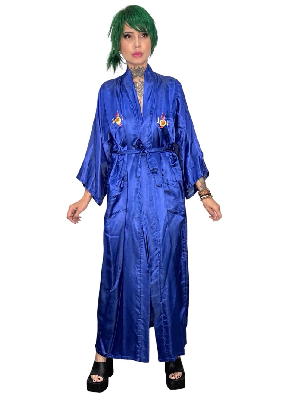 Satin kimono - Picture 3 of 11